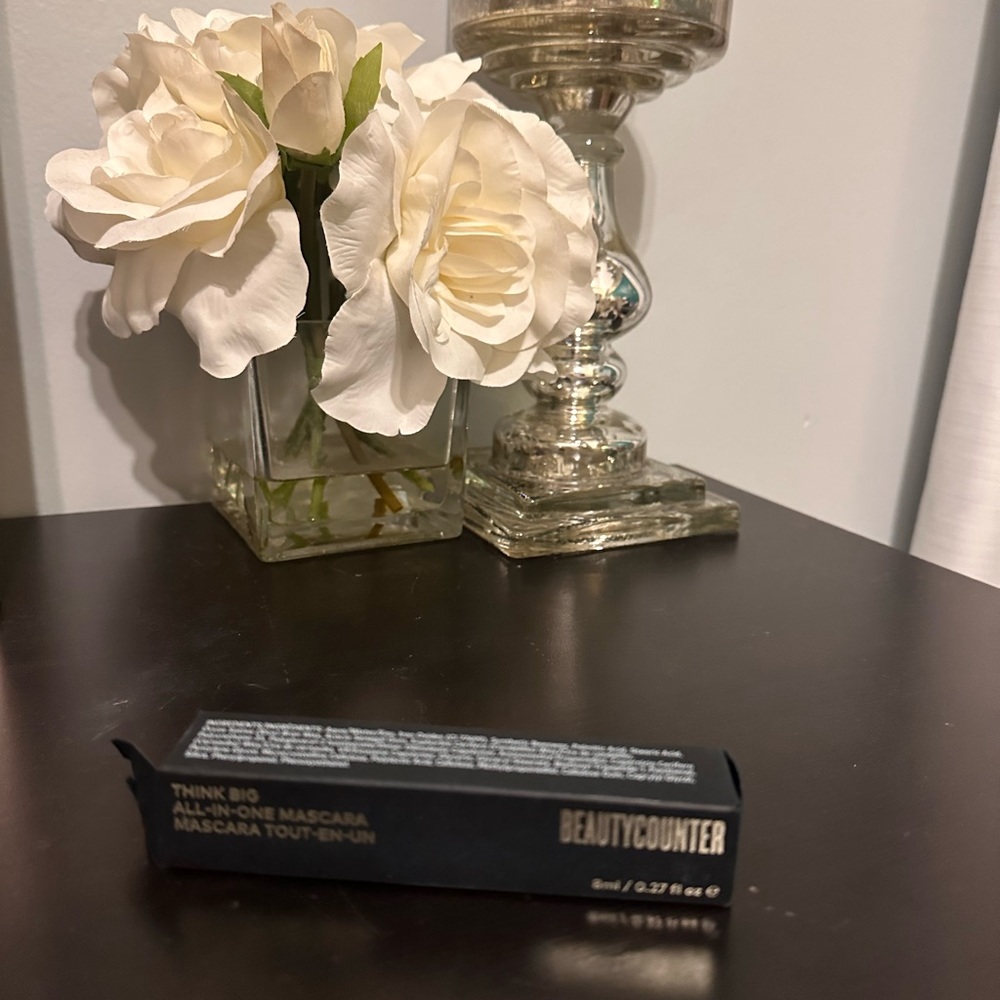 Beautycounter Think Big All-in-one Mascaca in Better Black